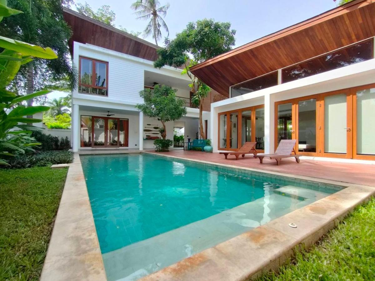 Pranaluxe 3 Bedroom Pool Villa Banpaknampran Kültér fotó